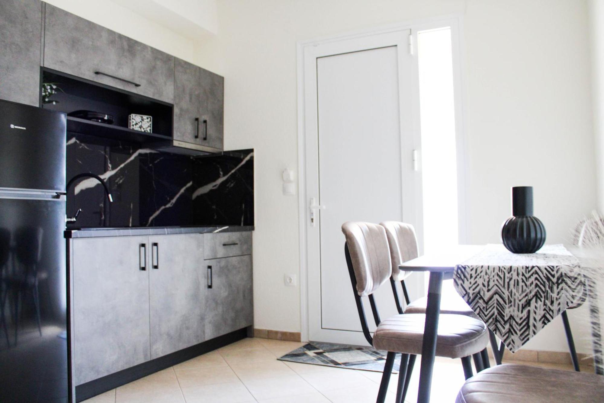 Comfy Apartments Nikiti  Exterior foto